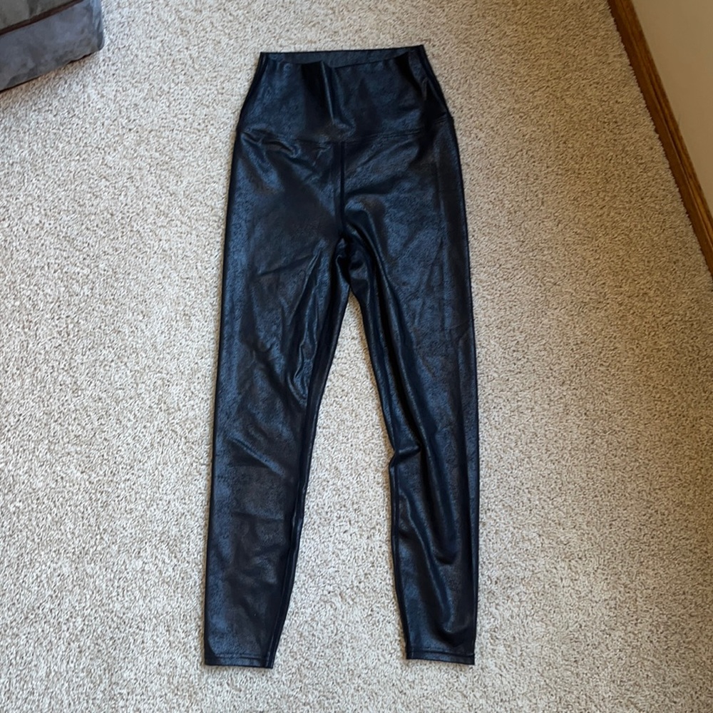 Carbon38 High Rise 7/8 Leggings